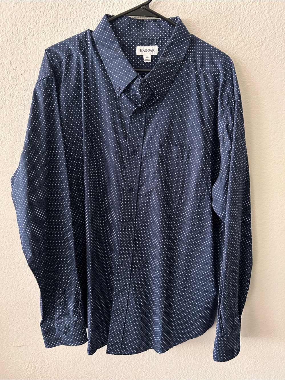 Haggar Men’s Dark Blue Microdot Button-Up Shirt
